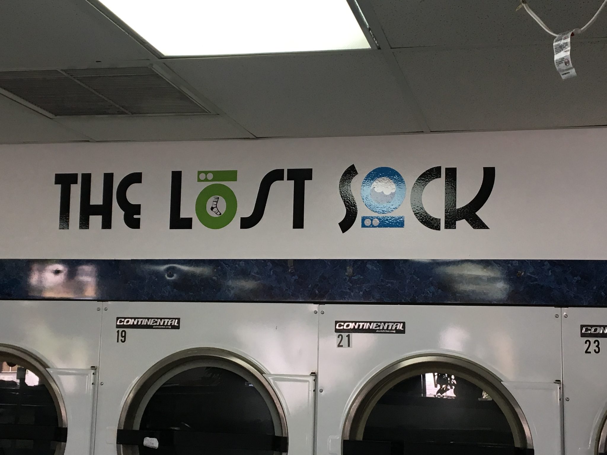 Custom Lobby Signage for Interior in New York